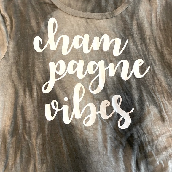 Champagne Vibes champagne 🍾 Small T-shirt - Picture 3 of 4
